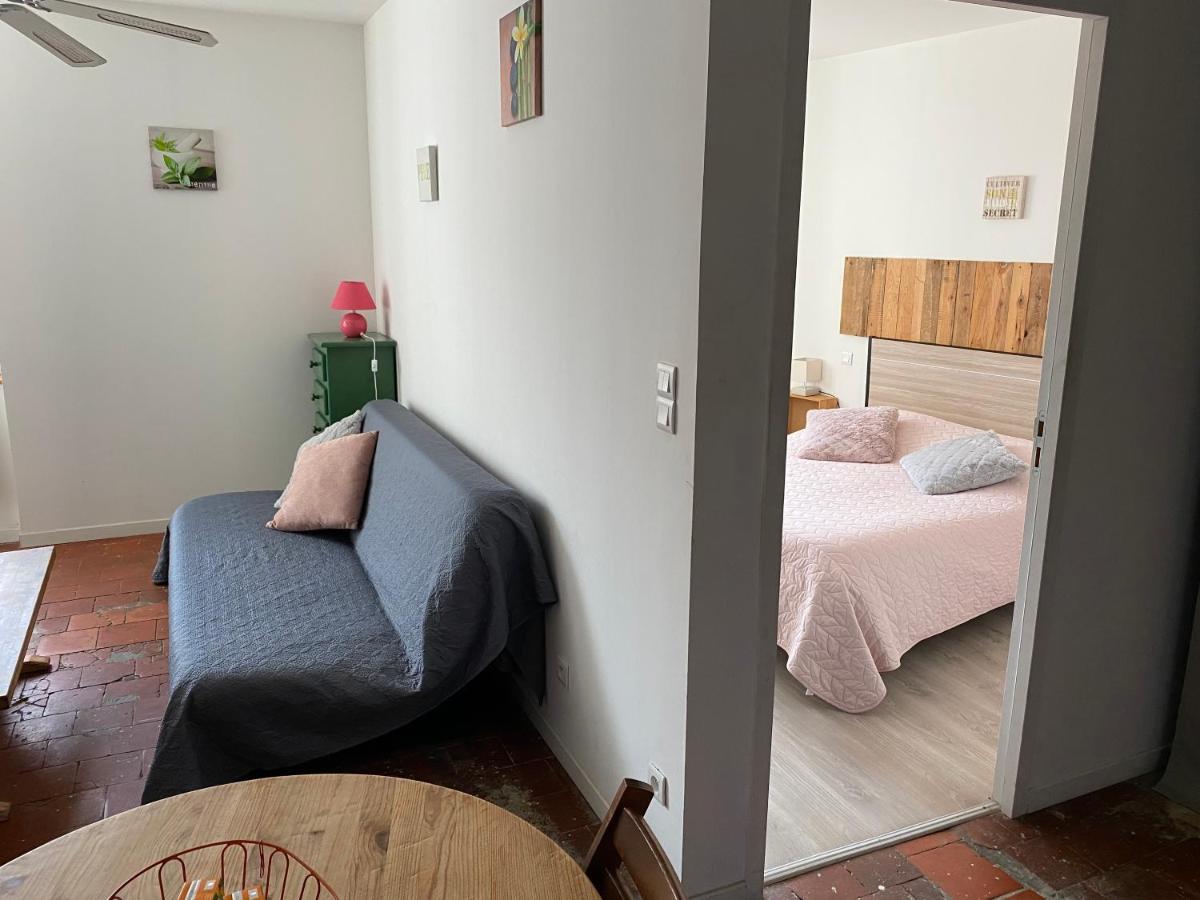 La Tomette - Le Charme De L'Authentique Appartement Maury Buitenkant foto