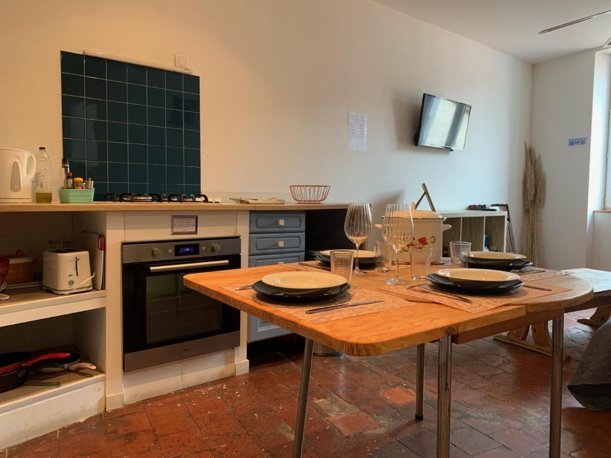 La Tomette - Le Charme De L'Authentique Appartement Maury Buitenkant foto